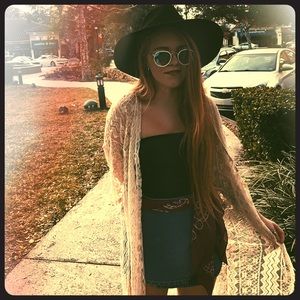 Meet your Posher, Elle